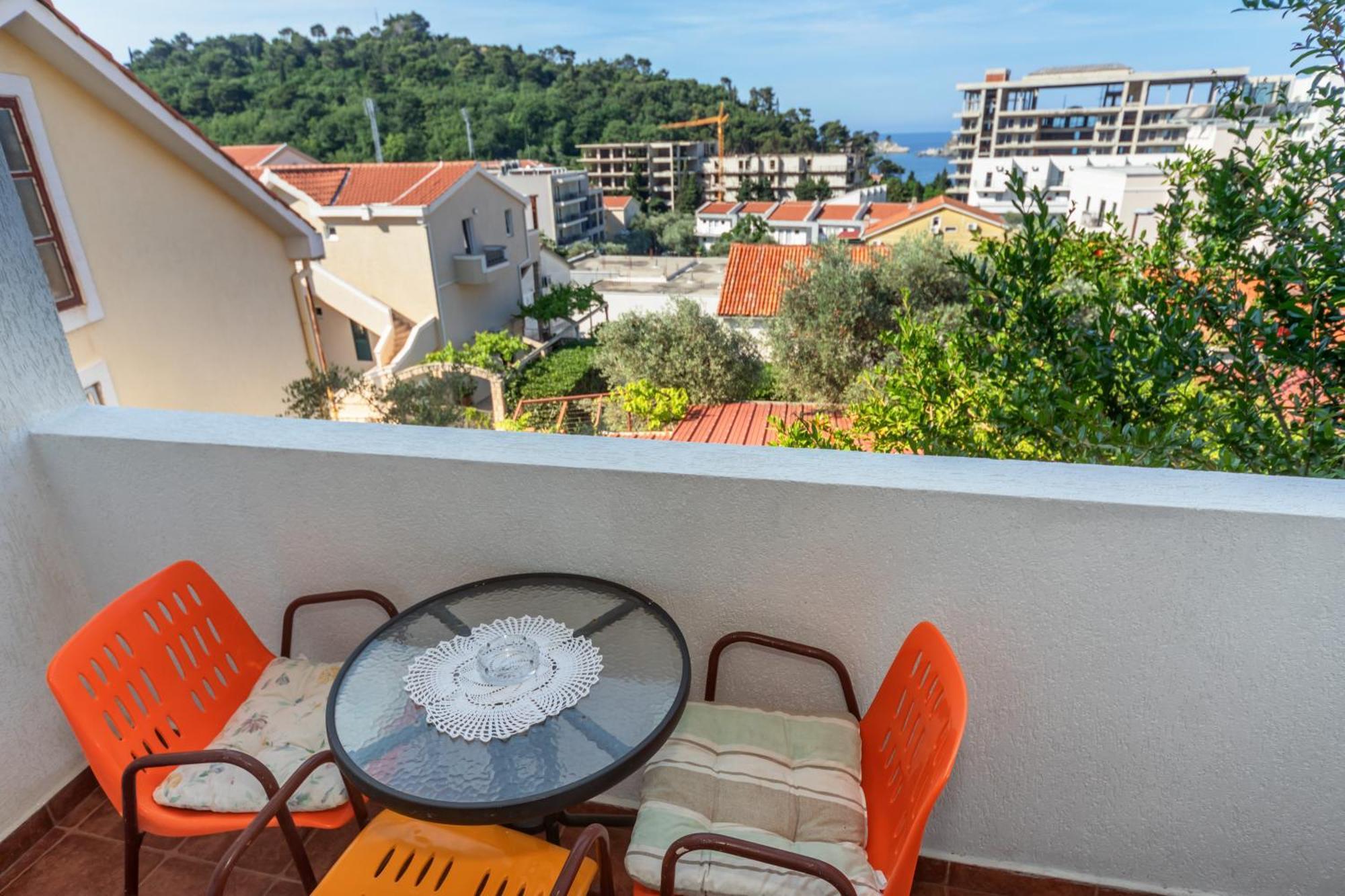 Apartments Pod Lozom With Seaview Petrovac 客房 照片